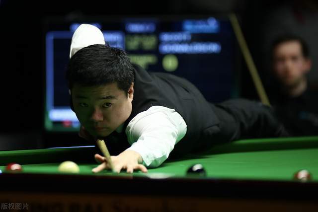 让球在场上 让球在场上