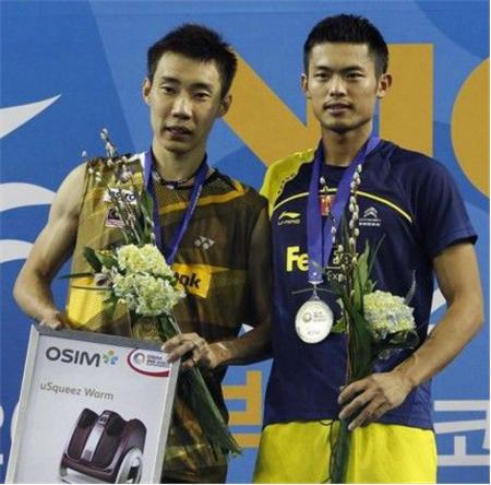 他迅速在社 他迅速在社