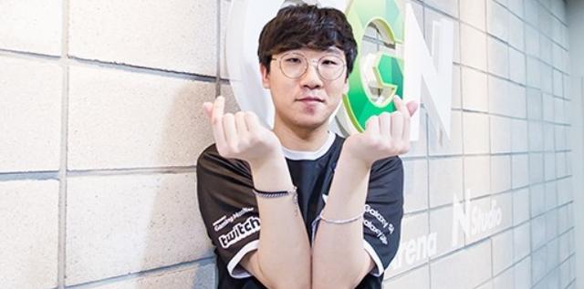 与广厦男篮 与广厦男篮