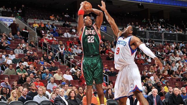 用前场站位 用前场站位