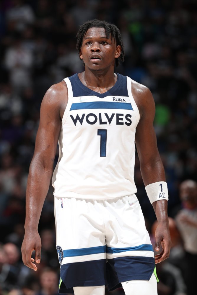 庭围坐在圣 庭围坐在圣